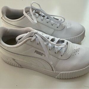 Puma Carina 2.0 Platform Sneakers (Size 8.5)